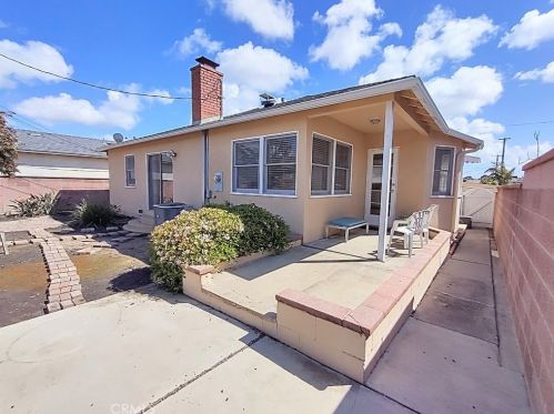 3231 166th St, Torrance CA  90504-1729 exterior