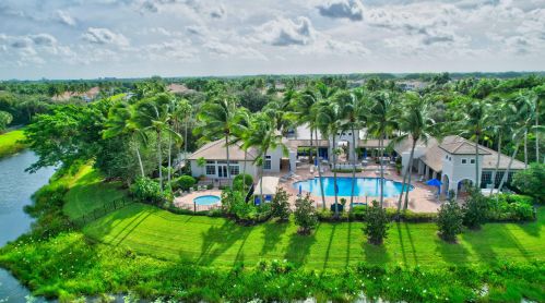 9553 New Waterford Cv, Delray Beach FL  33446-9749 exterior