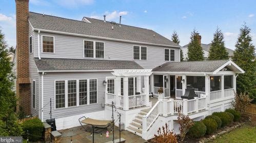 951 Rhonda Pl, Leesburg VA  20175-5632 exterior