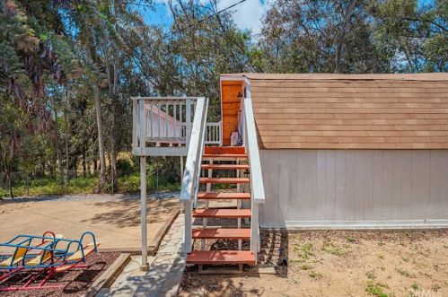 18318 Eucalyptus Ave, Lake Elsinore CA  92532-2084 exterior