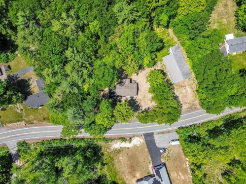 429 Main St, Danville NH  03819-3135 exterior