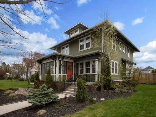 839 Lincoln Blvd, Manitowoc, WI 54220-3329