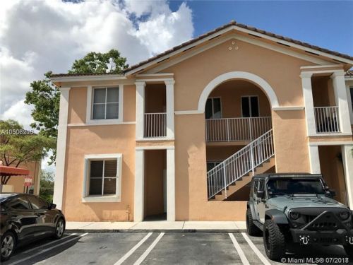 17600 73rd Ave, Hialeah, FL 33015-6223