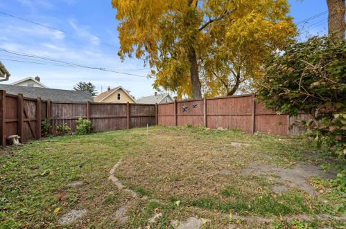 4038 7th Ave, Kenosha WI  53140-5532 exterior