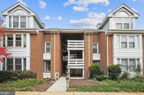 7604 Lakeside Village Dr, Falls Church VA  22042-7543 exterior