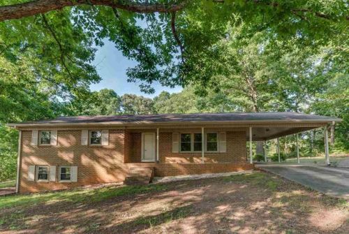 169 Ozzie Dr, Sunshine, NC 28018-7738