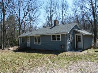 1 Thayer Rd, Higganum, CT 06441-4023