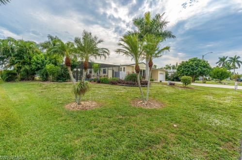 109 Audubon Rd, Naples, FL 34114-3958