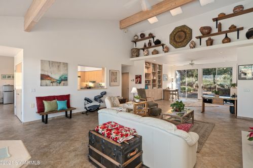 325 Panorama Blvd, Sedona AZ 86336-5537 exterior