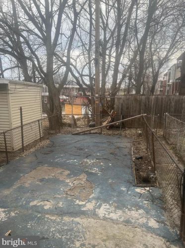 1208 Walnut St, Harrisburg PA  17103-2252 exterior