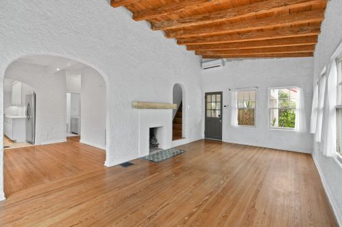 529 34 St, West Palm Beach FL  33404-3002 exterior