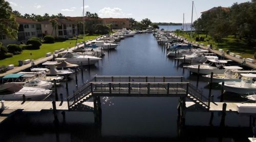 11 Mariner Dr, Tarpon Springs, FL 34689-5848