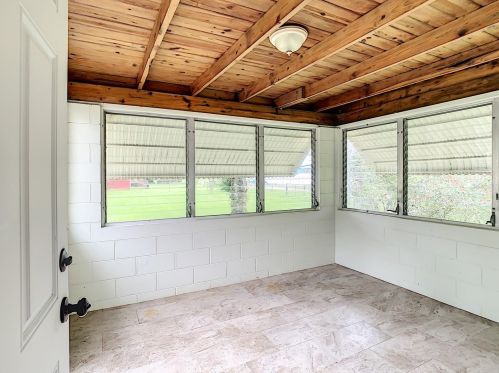 396 Collins St, Umatilla FL  32784-8387 exterior