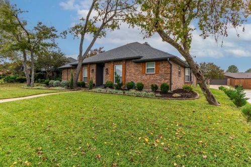4636 Versailles Ln, Plano TX  75093-3506 exterior