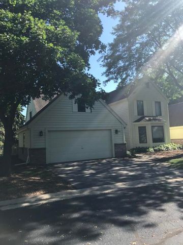 5487 Wintergreen Ct, Greendale WI  53129-1061 exterior