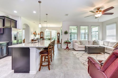 507 Victoria Trails Blvd, Deland, FL 32724-7993