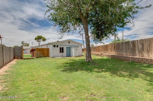 4333 17 Ave, Phoenix AZ 85085-6300 exterior