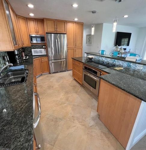1243 10th Ave, Naples FL  34120-3634 exterior