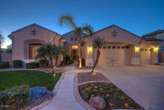 22118 82nd Ave, Peoria, AZ 85383-3104