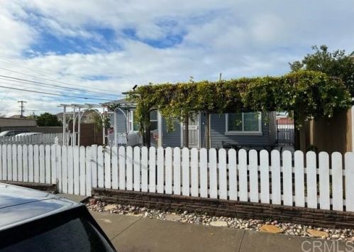 1940 C Ave, National City, CA 91950-5617