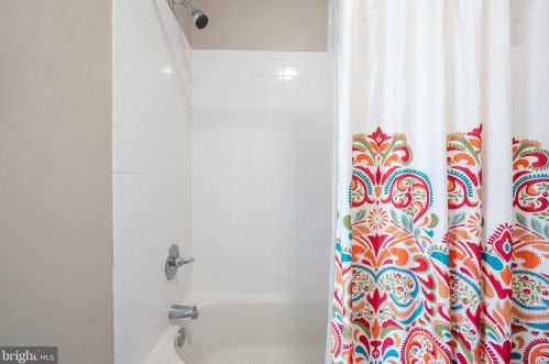 12900 Verrey Ct, Spotsylvania VA  22551-8009 exterior