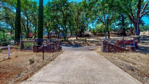 17113 Butts Canyon Rd, Middletown, CA 95461-9602