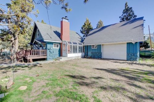 2126 5th Ln, Big Bear City, CA 92314-9311