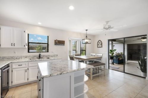 1828 47 St, Cape Coral FL  33904-9001 exterior