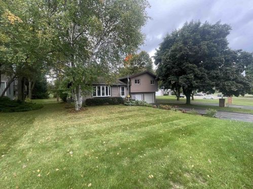 719 Hillside Ter, Ripon, WI 54971-1606