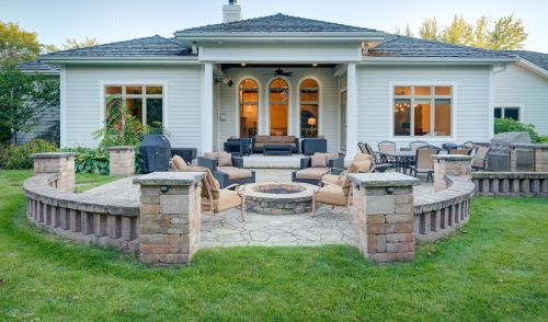 1410 Bristlecone Dr, Chenequa WI  53029-8653 exterior