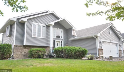 232 Arnica Dr, Minnetrista MN  55388 exterior