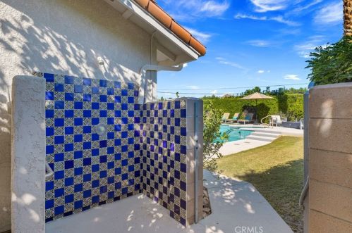 78720 Avenida La Fonda, La Quinta CA  92253-2805 exterior