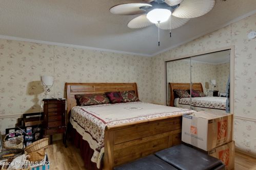 704 Silverthorn Ct, Sebastian FL  32976-7349 exterior