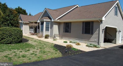 6 Schaffer Ln, Lewes, DE 19958-9030