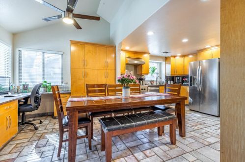 1216 Glenbrook Way, Modesto CA  95355-3676 exterior