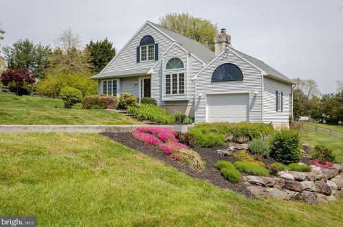 406 Columbine Dr, Kennett Sq, PA 19348-2253