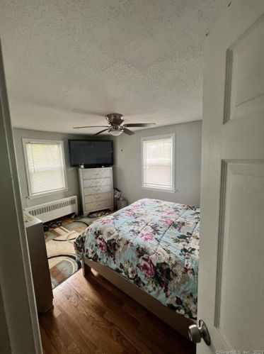 320 Cottage Grove Rd, Bloomfield CT  06002-3158 exterior