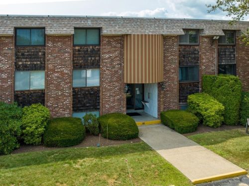 510 Child St, Warren, RI 02885-1840