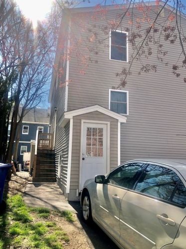 70 Manchester St, Lawrence MA  01841-3021 exterior