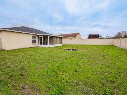 3241 Sanoma Dr, Lakeland FL 33811-1820 exterior