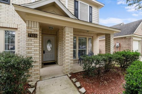 7419 Lake Run Ln, Richmond, TX 77407-7868