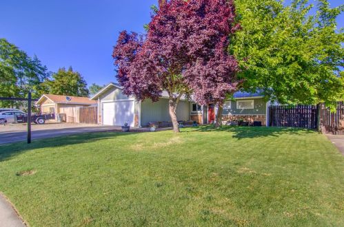 5632 Angelo Dr, Loomis, CA 95650-8729