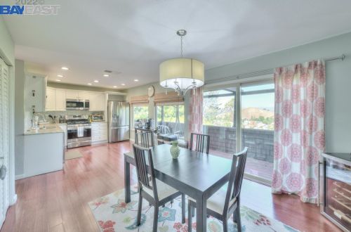 138 Thistle Way, Pacheco CA  94553-5810 exterior