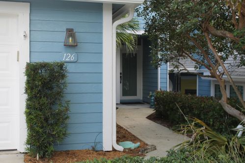 126 Ocean Dunes Cir, Jupiter FL  33477-9139 exterior