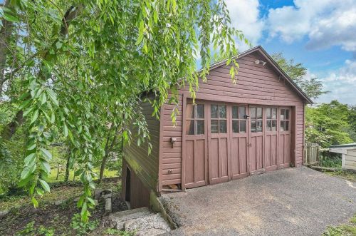 14 Oak Ave, Highland Falls NY  10928-1305 exterior