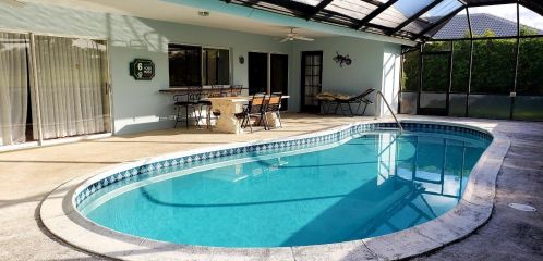 11933 Lake Dr, Boynton Beach, FL 33436-5532