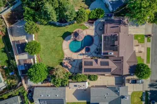 3367 Weatherford Ct, Simi Valley CA  93063-1328 exterior