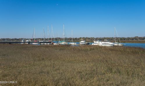 2 Marsh Harbor Dr, Beaufort SC  29907-1230 exterior