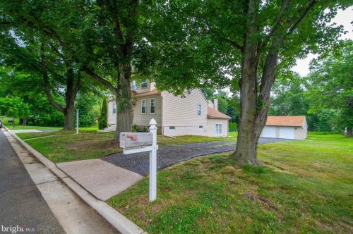 11 Orchard Ave, Blenheim NJ  08012-5361 exterior