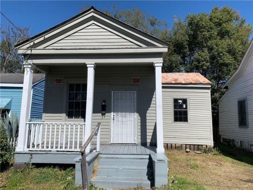 952 Elmira St, Mobile, AL 36604-3165